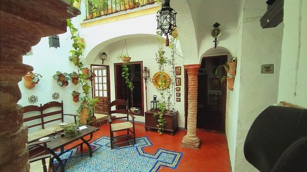 Foto 1 de Venta de chalet en Carmona de 4 habitaciones con terraza