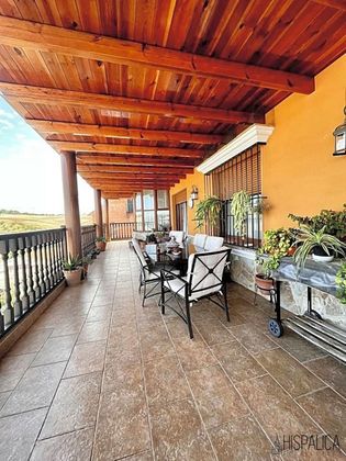 Foto 1 de Venta de chalet en Villanueva del Río y Minas de 4 habitaciones con terraza y piscina