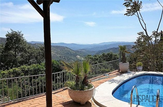 Foto 2 de Xalet en venda a Iznájar de 6 habitacions amb terrassa i piscina