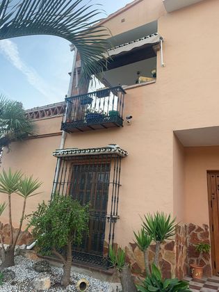 Foto 2 de Xalet en venda a calle Vela de 6 habitacions amb terrassa i jardí