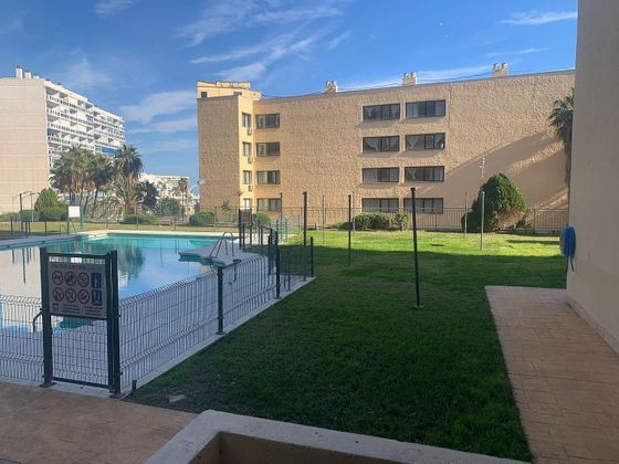Foto 2 de Piso en venta en calle Al Andalus de 3 habitaciones con terraza y piscina