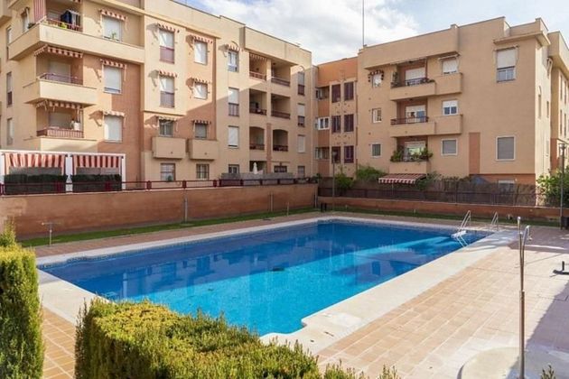 Foto 1 de Pis en venda a Cerrillo de Maracena - Periodistas de 2 habitacions amb terrassa i piscina
