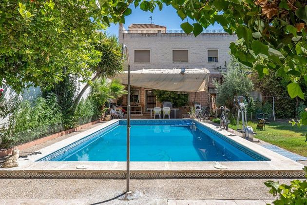 Foto 1 de Xalet en venda a Láchar de 5 habitacions amb terrassa i piscina