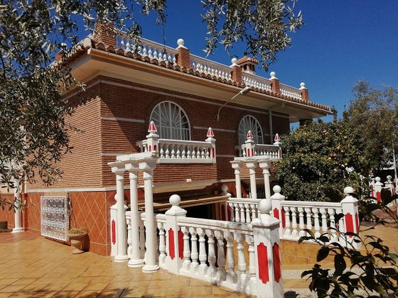 Foto 2 de Xalet en venda a Ogíjares de 4 habitacions amb terrassa i piscina