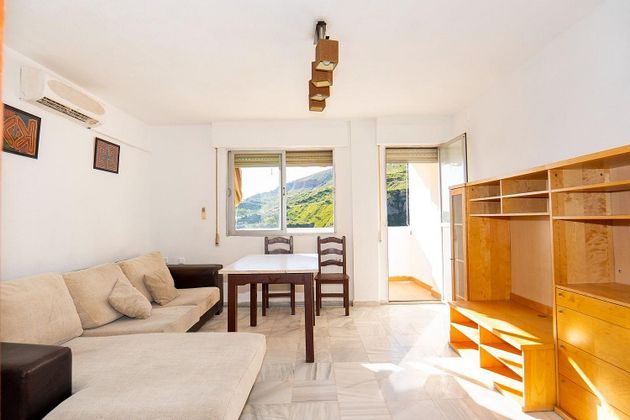 Foto 1 de Àtic en venda a Cenes de la Vega de 2 habitacions amb terrassa i balcó