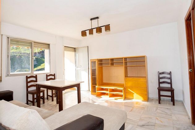 Foto 2 de Àtic en venda a Cenes de la Vega de 2 habitacions amb terrassa i balcó