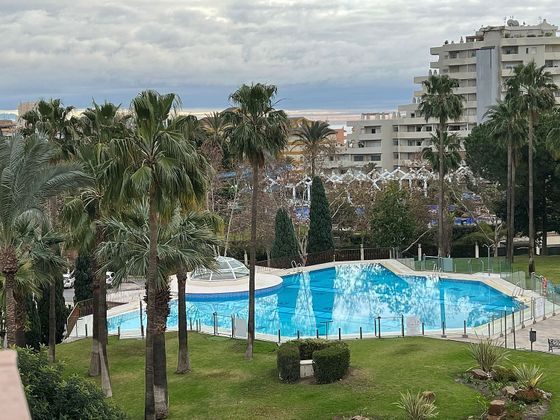Foto 2 de Àtic en venda a Parque de la Paloma de 2 habitacions amb terrassa i piscina