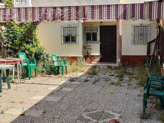Foto 1 de Casa en venda a El Pino-Bajo de Guía de 5 habitacions amb piscina i garatge