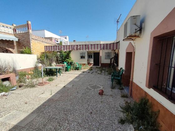 Foto 2 de Venta de casa en El Pino-Bajo de Guía de 5 habitaciones con piscina y garaje