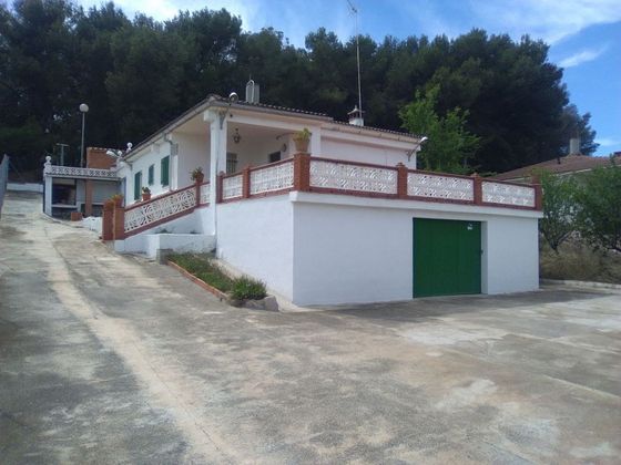Foto 1 de Venta de chalet en Algar de Palancia de 3 habitaciones con terraza y piscina