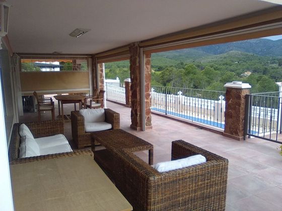 Foto 1 de Chalet en venta en Torres Torres de 6 habitaciones con terraza y piscina