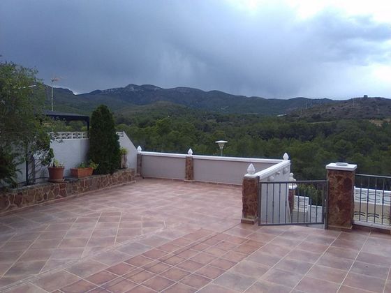 Foto 2 de Xalet en venda a Torres Torres de 6 habitacions amb terrassa i piscina