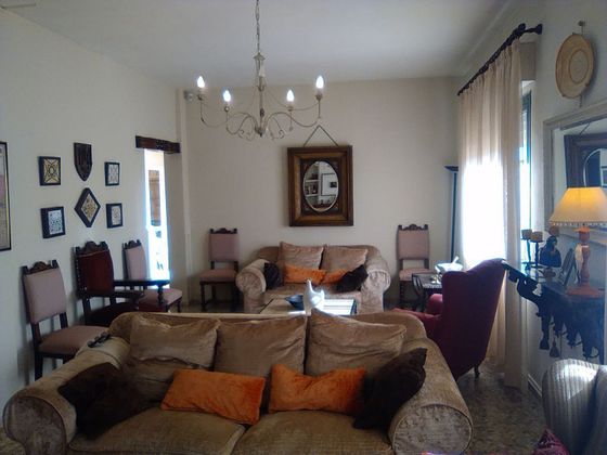 Foto 2 de Chalet en venta en Algimia de Alfara de 5 habitaciones con terraza y piscina