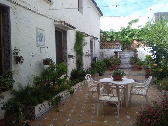 Foto 1 de Venta de casa en Algar de Palancia de 4 habitaciones con terraza y piscina
