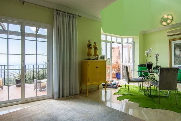 Foto 2 de Casa en venta en Ojén de 3 habitaciones con terraza y piscina