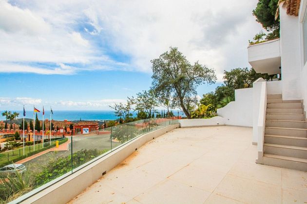Foto 2 de Pis en venda a calle Canarias de 3 habitacions amb terrassa i piscina
