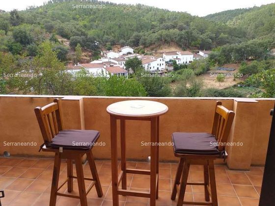 Foto 1 de Casa adossada en venda a Valdelarco de 3 habitacions amb terrassa i balcó