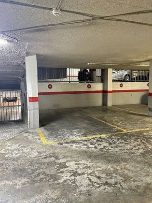 Foto 2 de Venta de garaje en calle Cavanilles de 12 m²