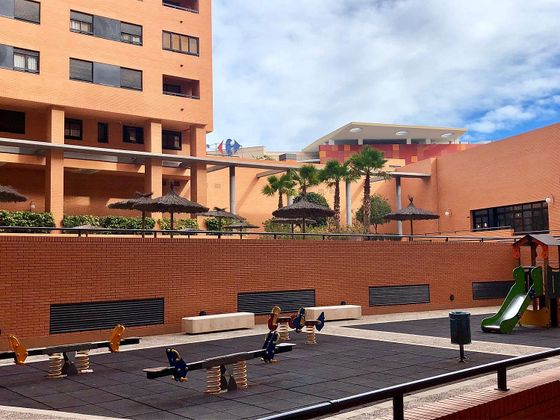 Foto 2 de Pis en venda a plaza Del Alcalde Agatángelo Soler de 3 habitacions amb piscina i garatge