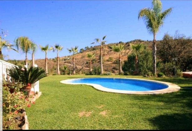 Foto 1 de Xalet en venda a Monda de 6 habitacions amb terrassa i piscina