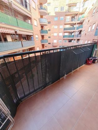 Foto 1 de Venta de piso en El Alborgí de 2 habitaciones con terraza y garaje
