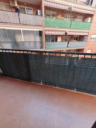 Foto 2 de Venta de piso en El Alborgí de 2 habitaciones con terraza y garaje
