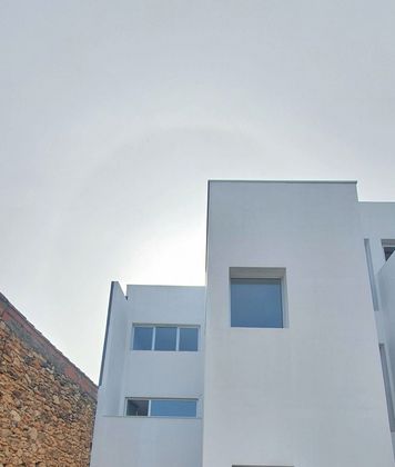 Foto 2 de Venta de casa en calle Músico Jose Cardona de 3 habitaciones con terraza y balcón