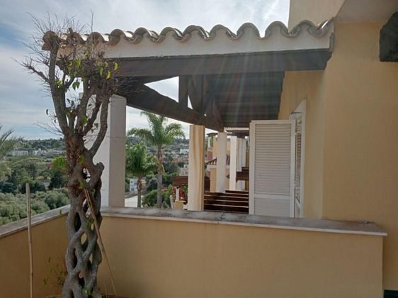 Foto 1 de Pis en venda a Sotogrande Costa de 2 habitacions amb terrassa i piscina
