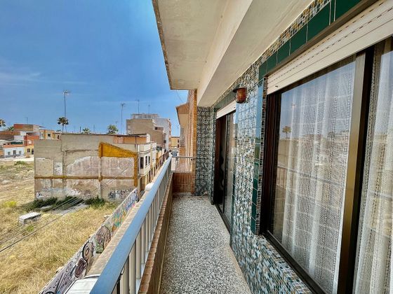 Foto 1 de Piso en alquiler en Playa Puerto de Sagunto de 4 habitaciones con terraza y garaje