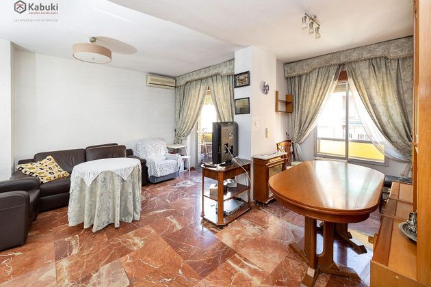 Foto 1 de Pis en venda a Camino de Ronda - Rosaleda de 3 habitacions amb terrassa i balcó