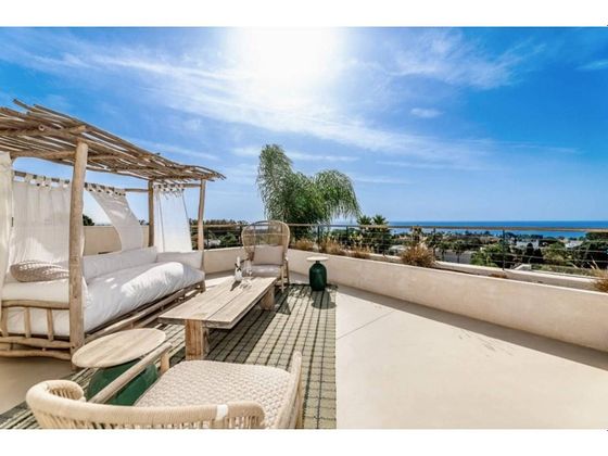 Foto 2 de Casa en venda a Elviria de 4 habitacions amb terrassa i piscina