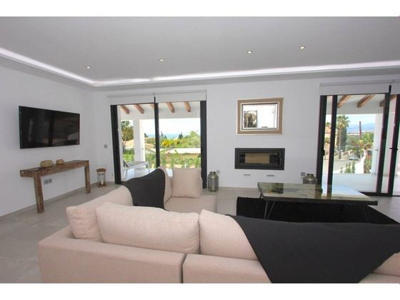 Foto 2 de Casa en lloguer a Elviria de 5 habitacions amb terrassa i piscina