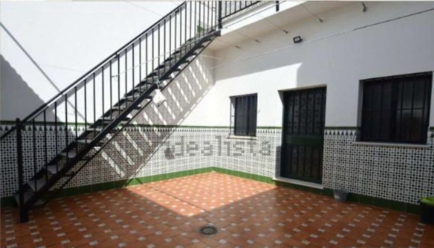Foto 1 de Venta de casa adosada en Centro - Doña Mercedes de 4 habitaciones con terraza y balcón