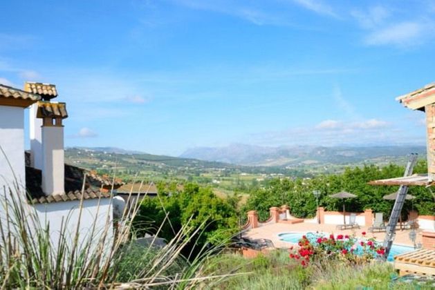 Foto 1 de Casa rural en venta en Arriate de 11 habitaciones con terraza y piscina