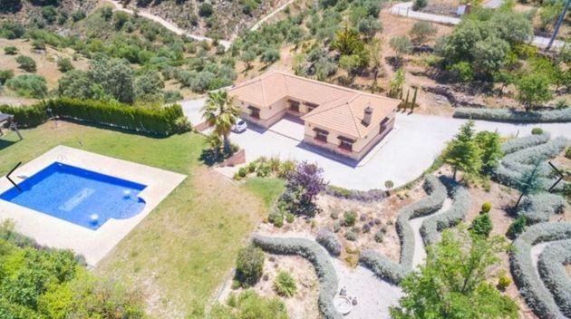Foto 1 de Casa rural en venda a Ronda de 4 habitacions amb terrassa i piscina