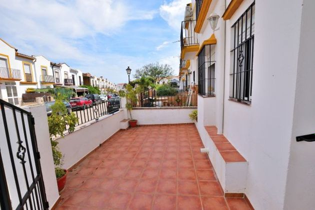 Foto 1 de Venta de casa en Cortes de la Frontera de 4 habitaciones con terraza y balcón