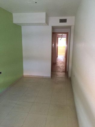 Foto 2 de Venta de piso en calle Barranco de 2 habitaciones con terraza y ascensor