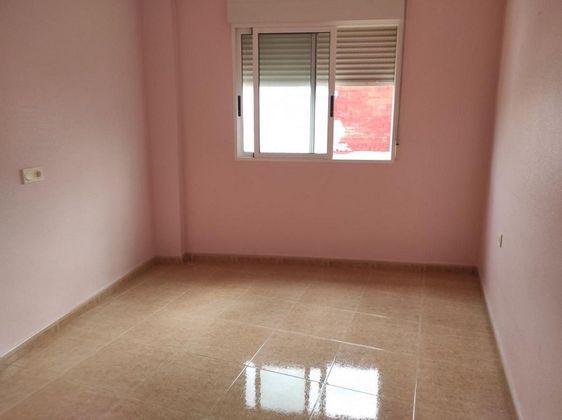 Foto 2 de Pis en venda a calle Lorca de 2 habitacions amb garatge i ascensor