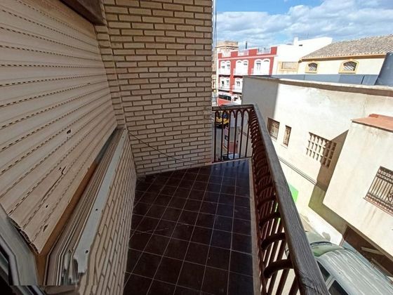 Foto 1 de Venta de piso en calle Pilar de 3 habitaciones con terraza y balcón