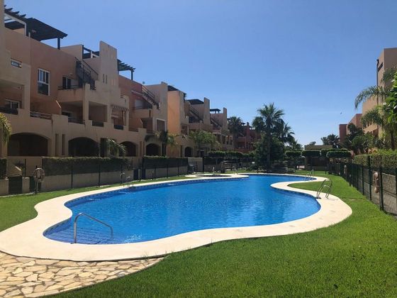 Foto 1 de Venta de piso en calle Islas Canarias de 1 habitación con terraza y piscina