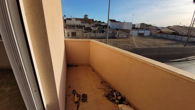 Foto 2 de Casa en venda a calle Hernán Cortés de 3 habitacions amb terrassa i garatge