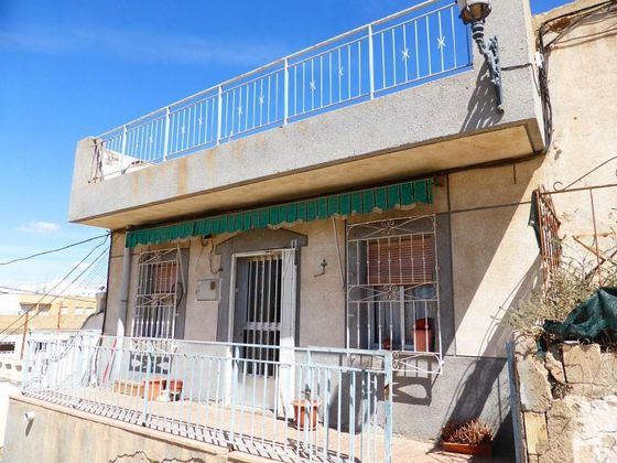Foto 1 de Casa adossada en venda a calle Cabezo del Disco de 3 habitacions amb terrassa
