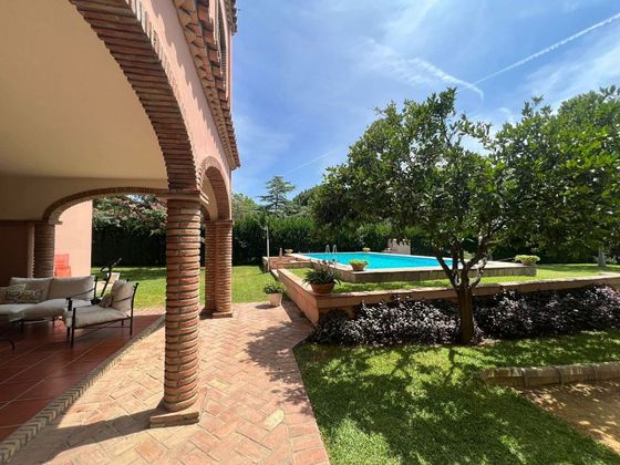 Foto 2 de Xalet en venda a Utrera de 5 habitacions amb terrassa i piscina