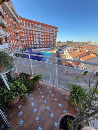 Foto 2 de Pis en venda a Colores - Entreparques de 3 habitacions amb terrassa i piscina