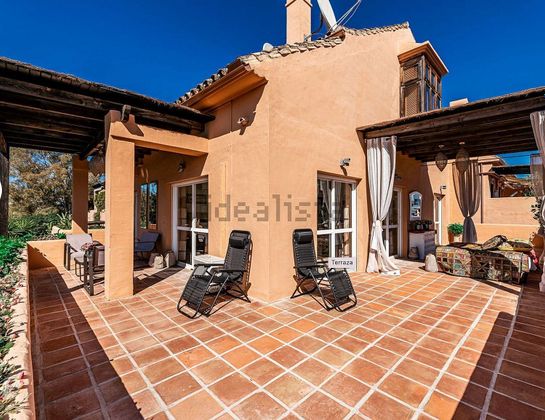 Foto 2 de Àtic en venda a calle Sierra Cazorla de 4 habitacions amb terrassa i piscina