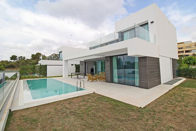 Foto 2 de Alquiler de casa en Cabo Pino - Reserva de Marbella de 5 habitaciones con terraza y piscina