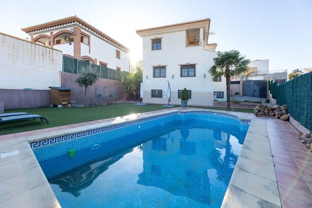 Foto 2 de Casa en venda a paseo Del Agua de 4 habitacions amb terrassa i piscina