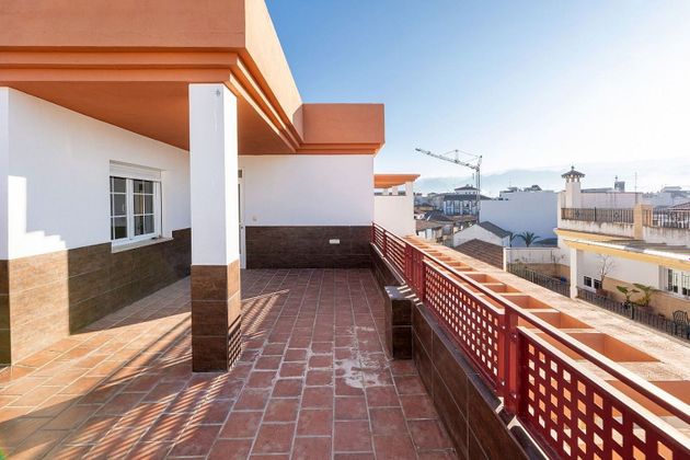 Foto 1 de Venta de ático en calle San Cayetano de 4 habitaciones con terraza y garaje
