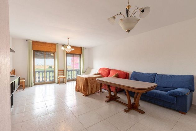 Foto 2 de Xalet en venda a calle Córdoba de 3 habitacions amb terrassa i balcó