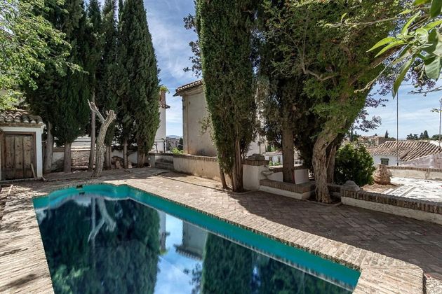 Foto 1 de Xalet en venda a calle De San Luis de 8 habitacions amb terrassa i piscina